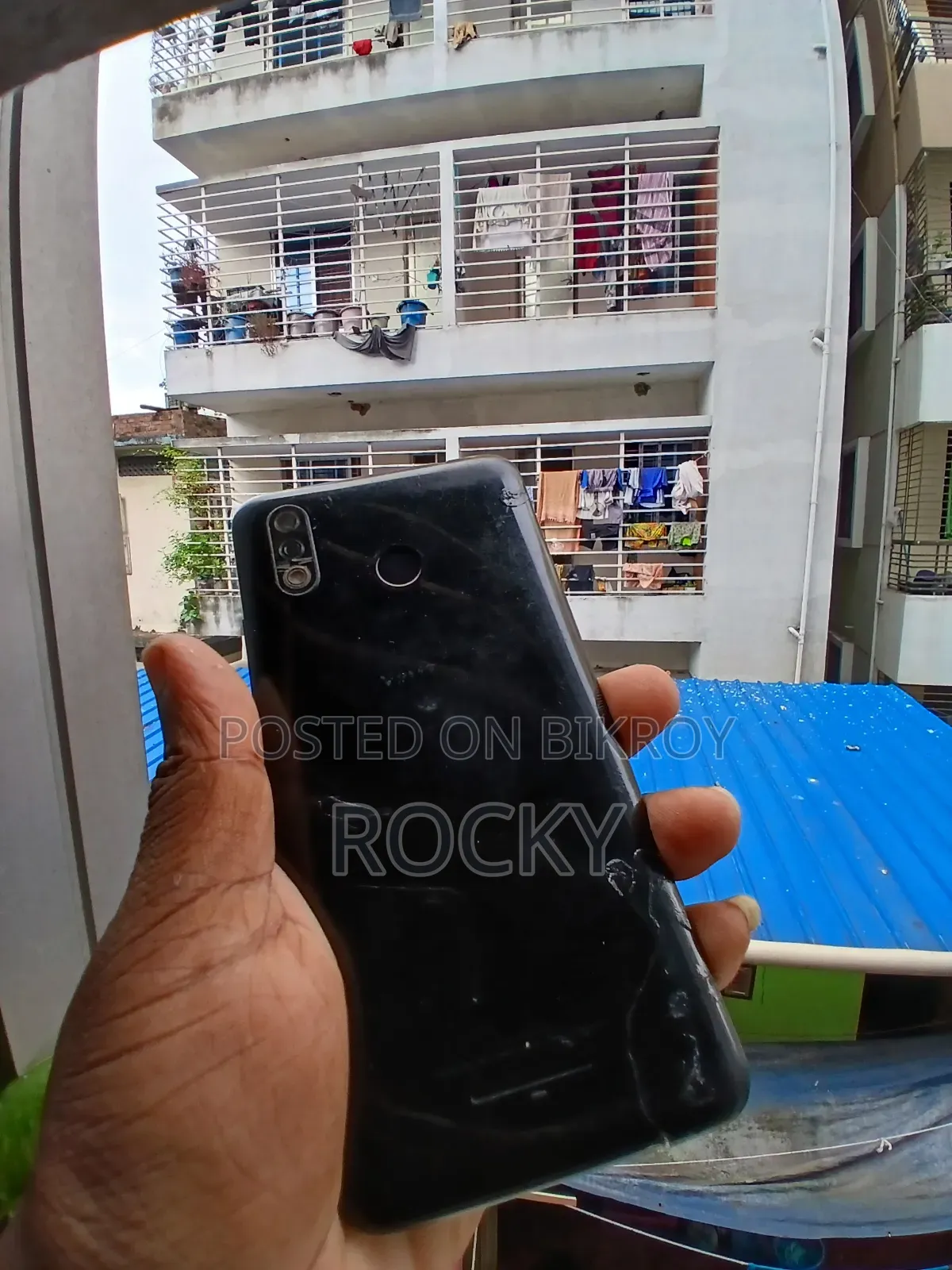Walton 16 GB Black