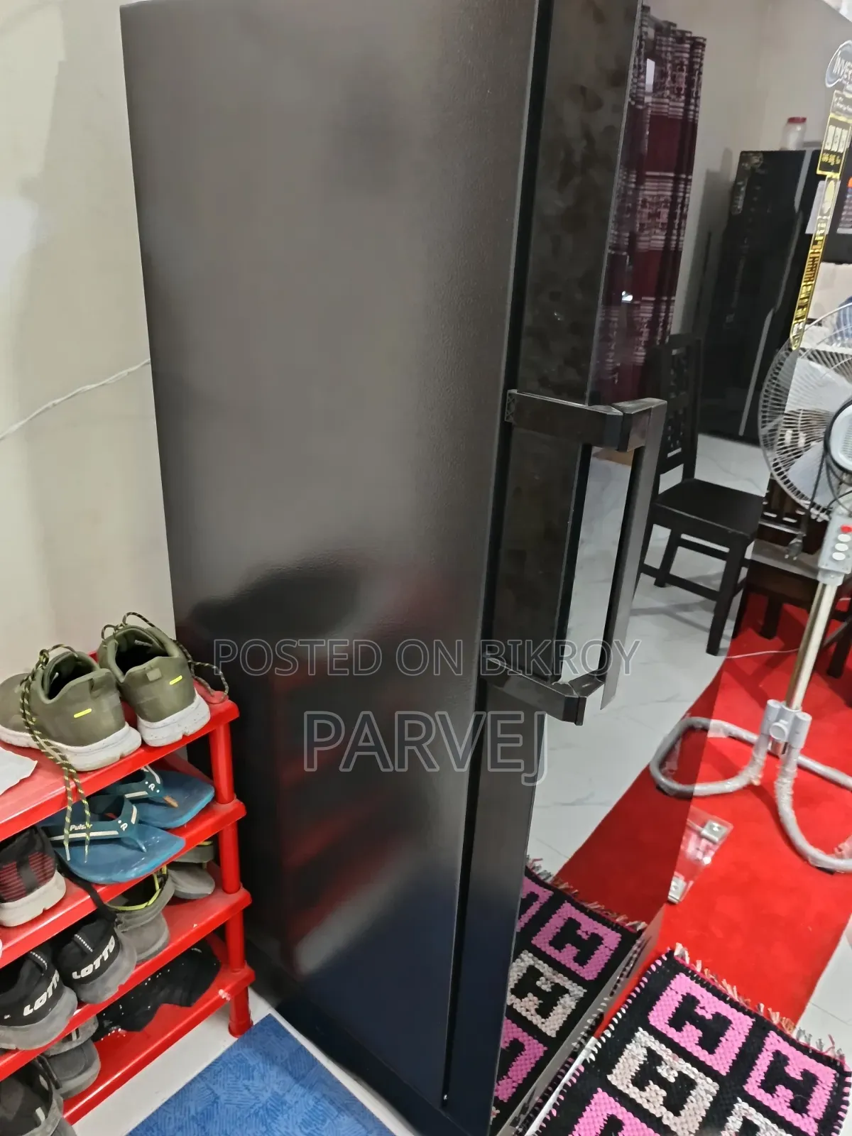 Walton Vertical Deep Freezer 272L WUE-2G2-GEPB-XX (Inverter)