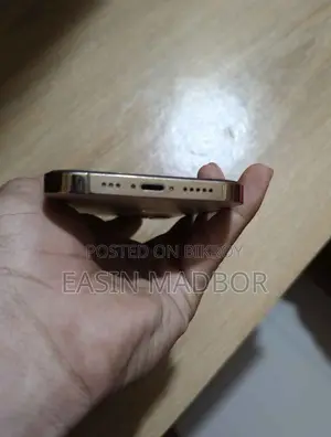 অ্যাপল আইফোন ১২ প্রো ১২৮ জিবি গোল্ড