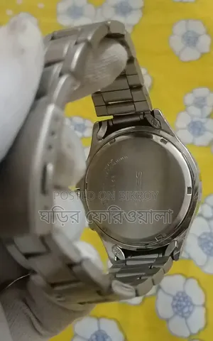 অরিজিনাল সিকো ক্রোনোগ্রাফ কোয়ার্টজ ওয়াচ ৭৫% ফ্রেশ কন্ডিশন