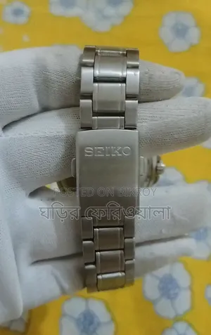 অরিজিনাল সিকো ক্রোনোগ্রাফ কোয়ার্টজ ওয়াচ ৭৫% ফ্রেশ কন্ডিশন
