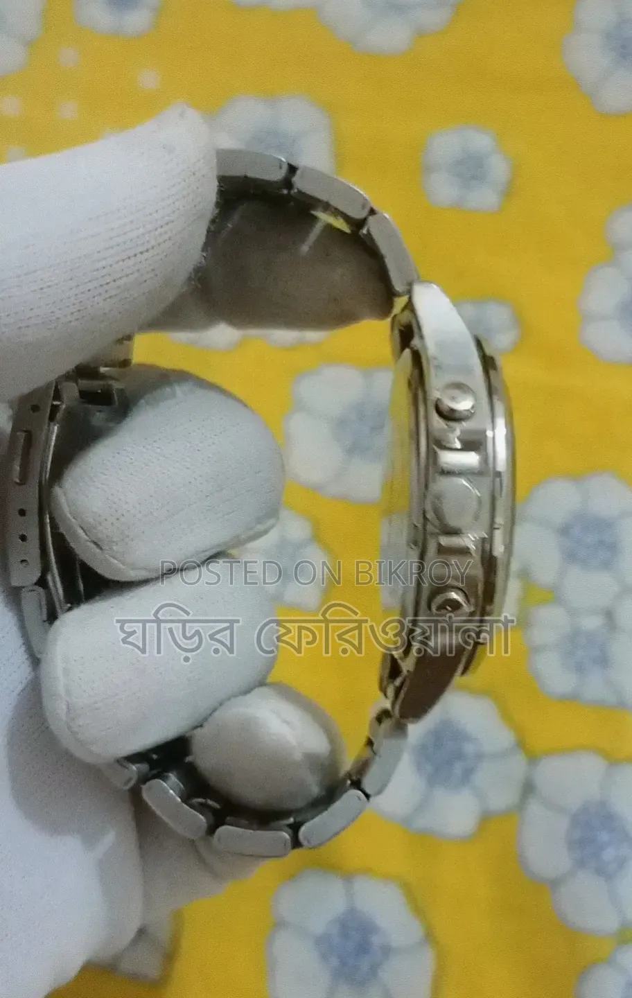 অরিজিনাল সিকো ক্রোনোগ্রাফ কোয়ার্টজ ওয়াচ ৭৫% ফ্রেশ কন্ডিশন