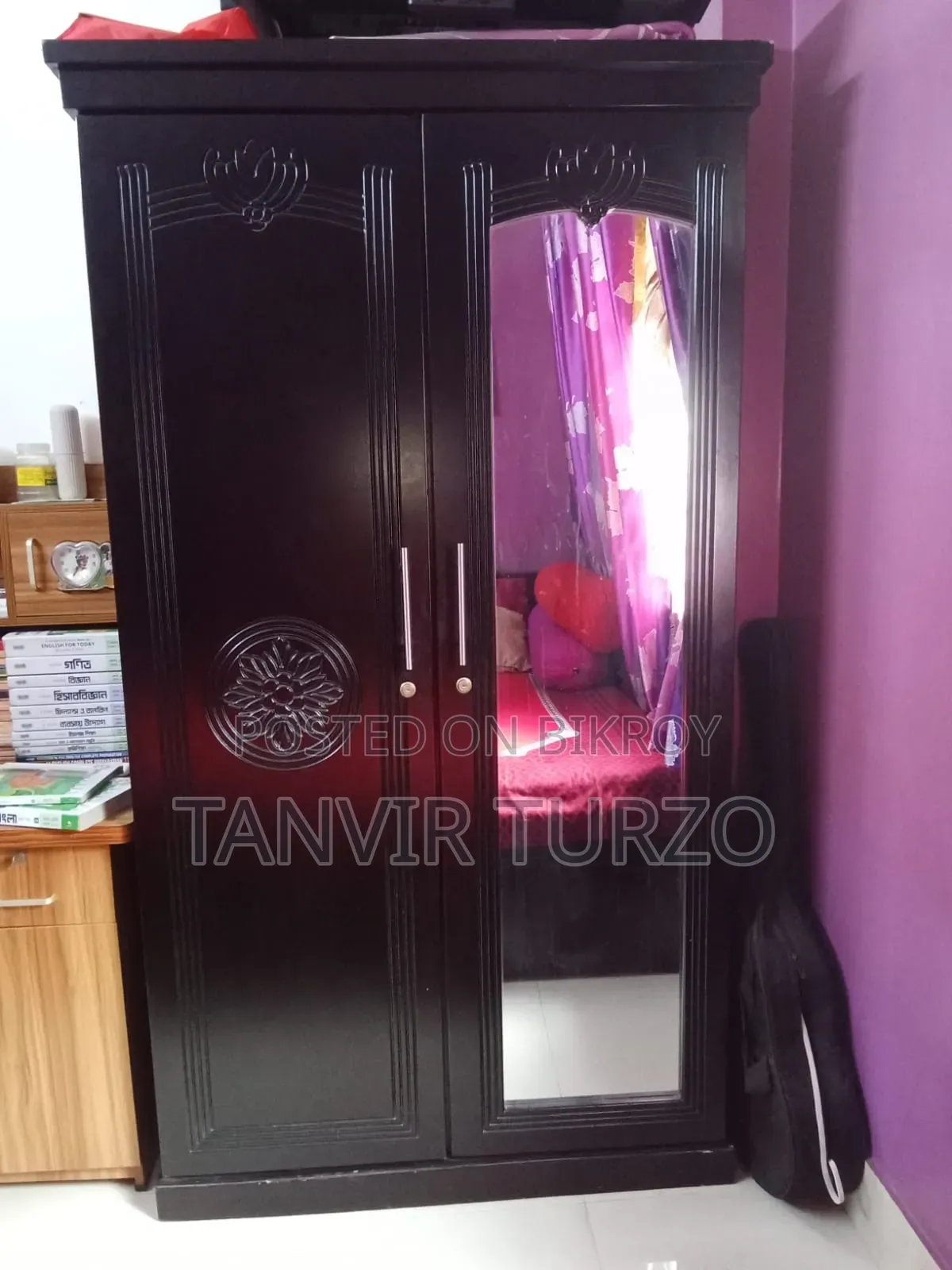 🛋️ প্রায় একদমই  নতুন খাট, ম্যাট্রেস, শোকেস ও ওয়ারড্রোব বিক্রি হবে