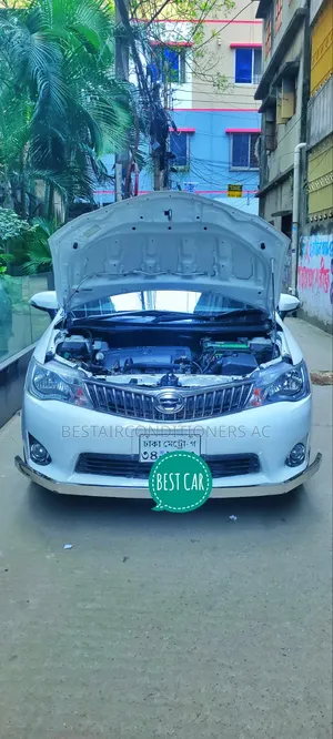Toyota Corolla Fielder 1.5 Petrol All-Wheel Drive 2012 White