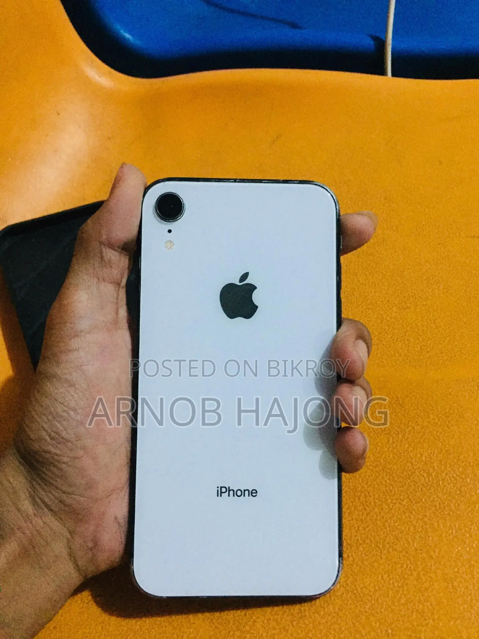 অ্যাপল আইফোন এক্সআর ১২৮ জিবি হোয়াইট