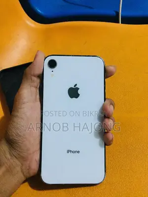 অ্যাপল আইফোন এক্সআর ১২৮ জিবি হোয়াইট