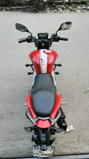 TVS Apache RTR 160 2v Refresh X-connect 2022 Red