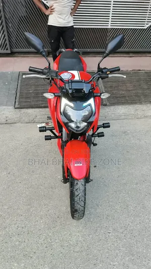 TVS Apache RTR 160 2v Refresh X-connect 2022 Red