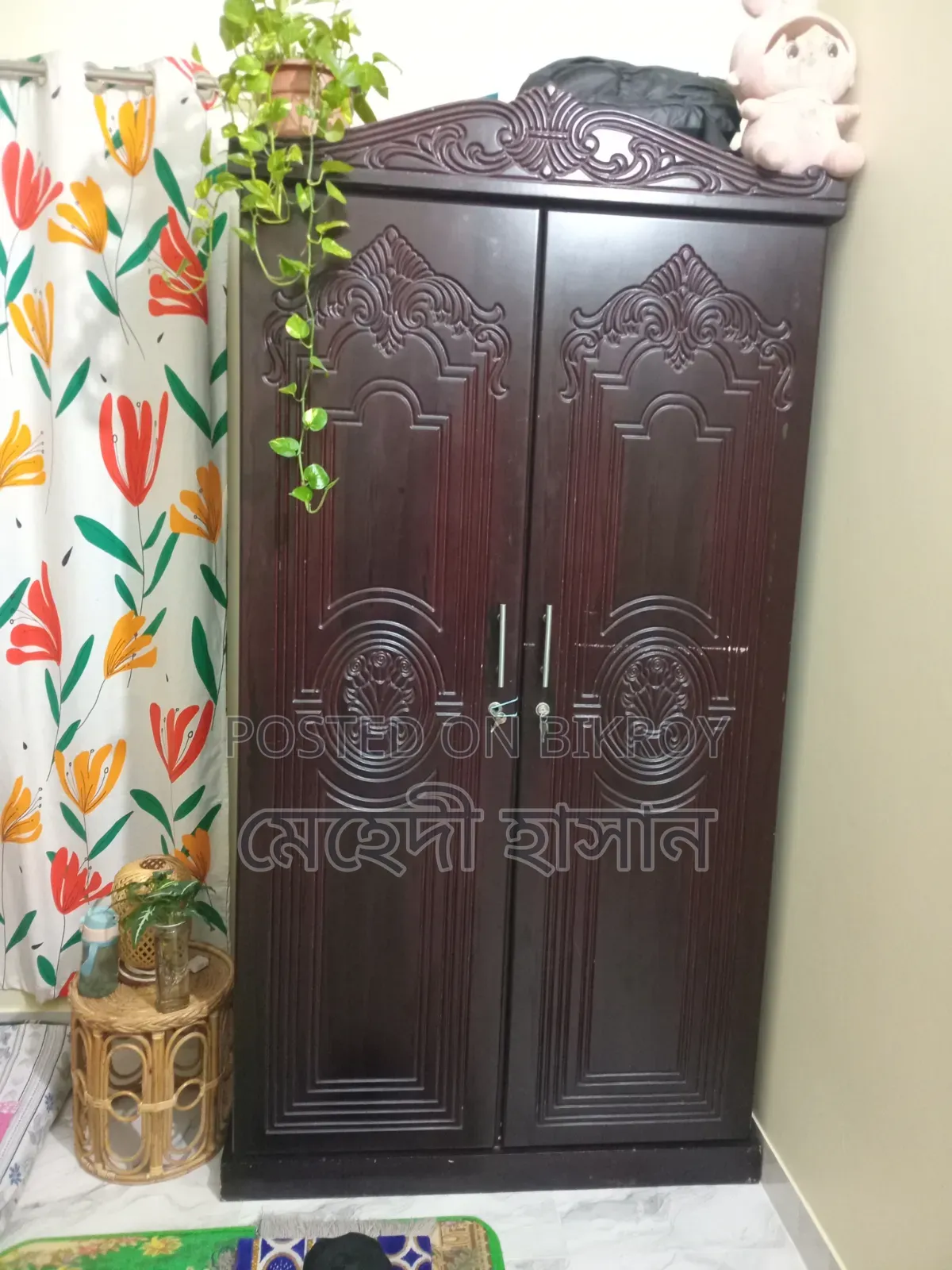 পুরাতন ফার্নিচার নতুন কন্ডিশনের