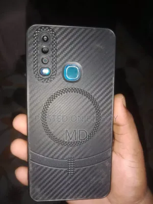 Vivo Y17 64 GB Blue