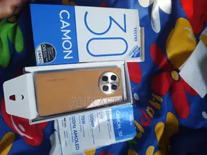 Tecno Camon 30 256 GB Orange
