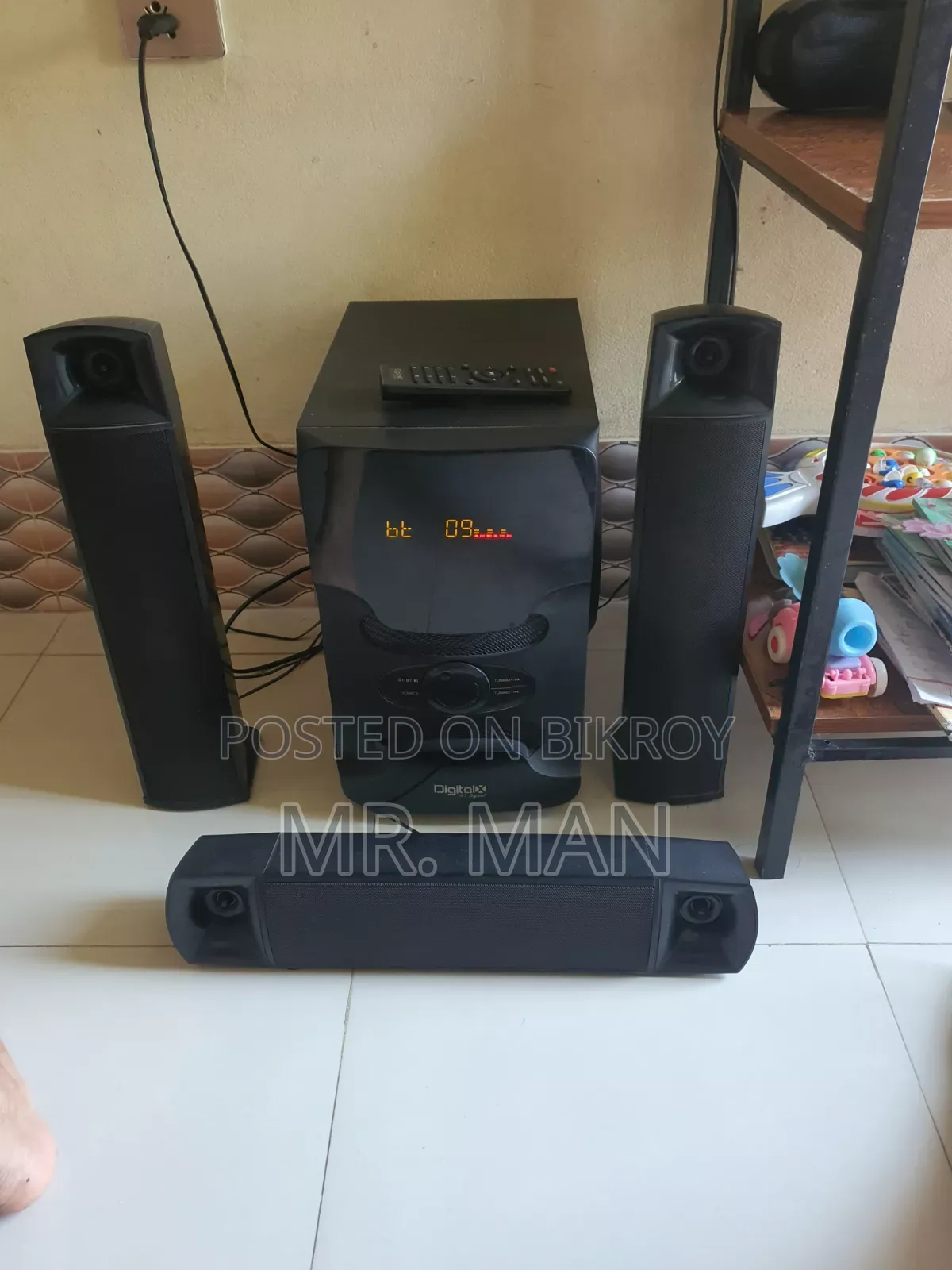 Multimedia Speakers System