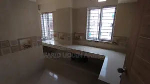 বসিলায় ৩ বেডরুমের অ্যাপার্টমেন্ট ভাড়া দেওয়া হবে