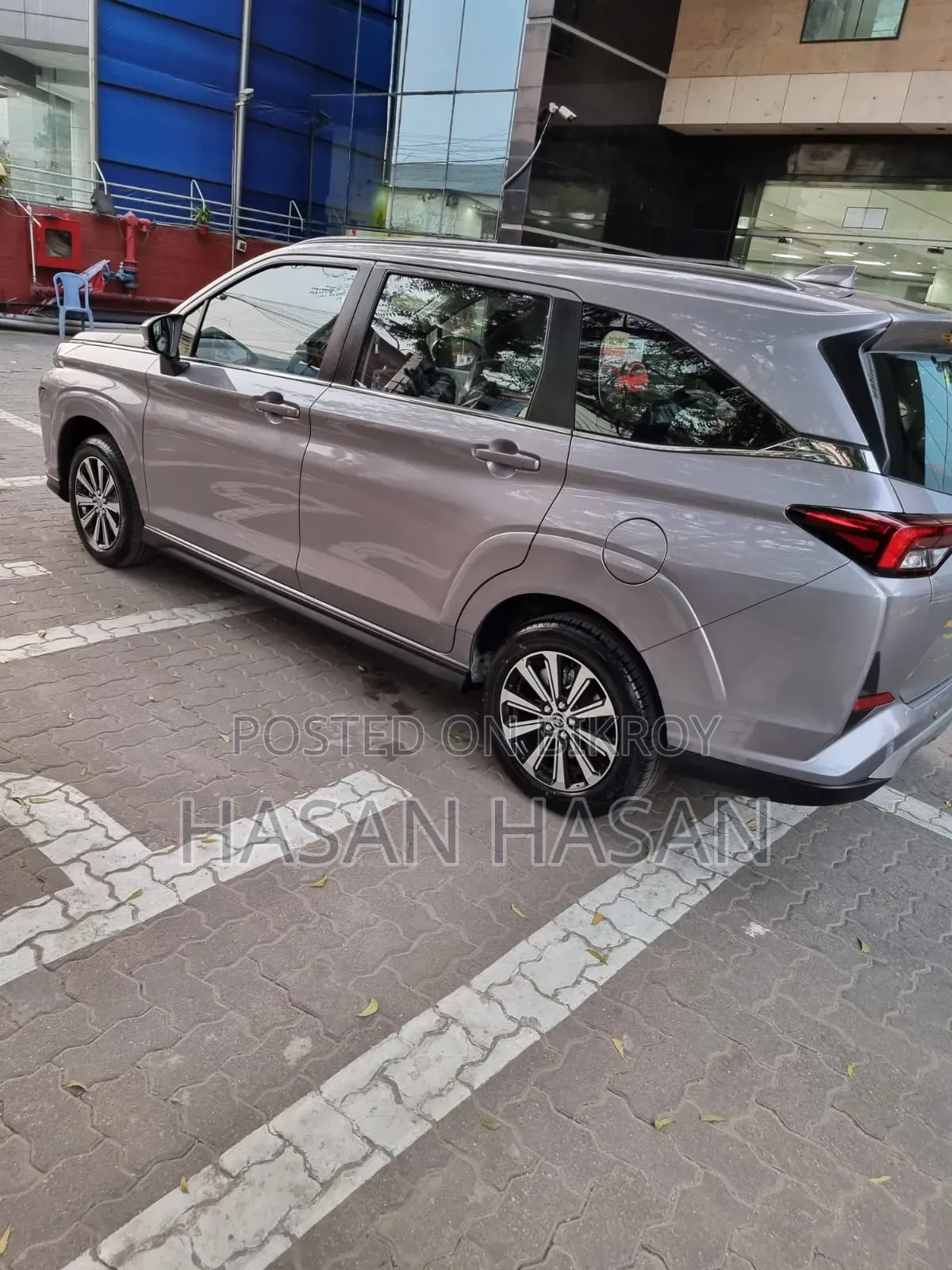 New Toyota Veloz 1.5 CVT FWD 2022 Purple