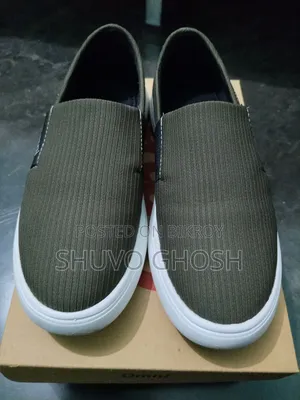 ওমনি ক্যাজুয়াল স্নিকার্স