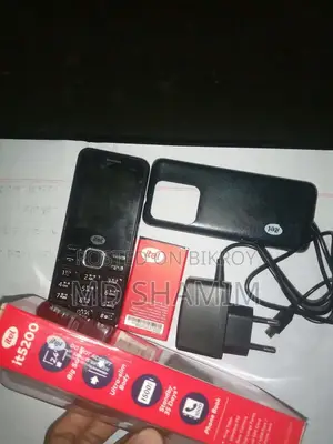 Itel it5200 Black