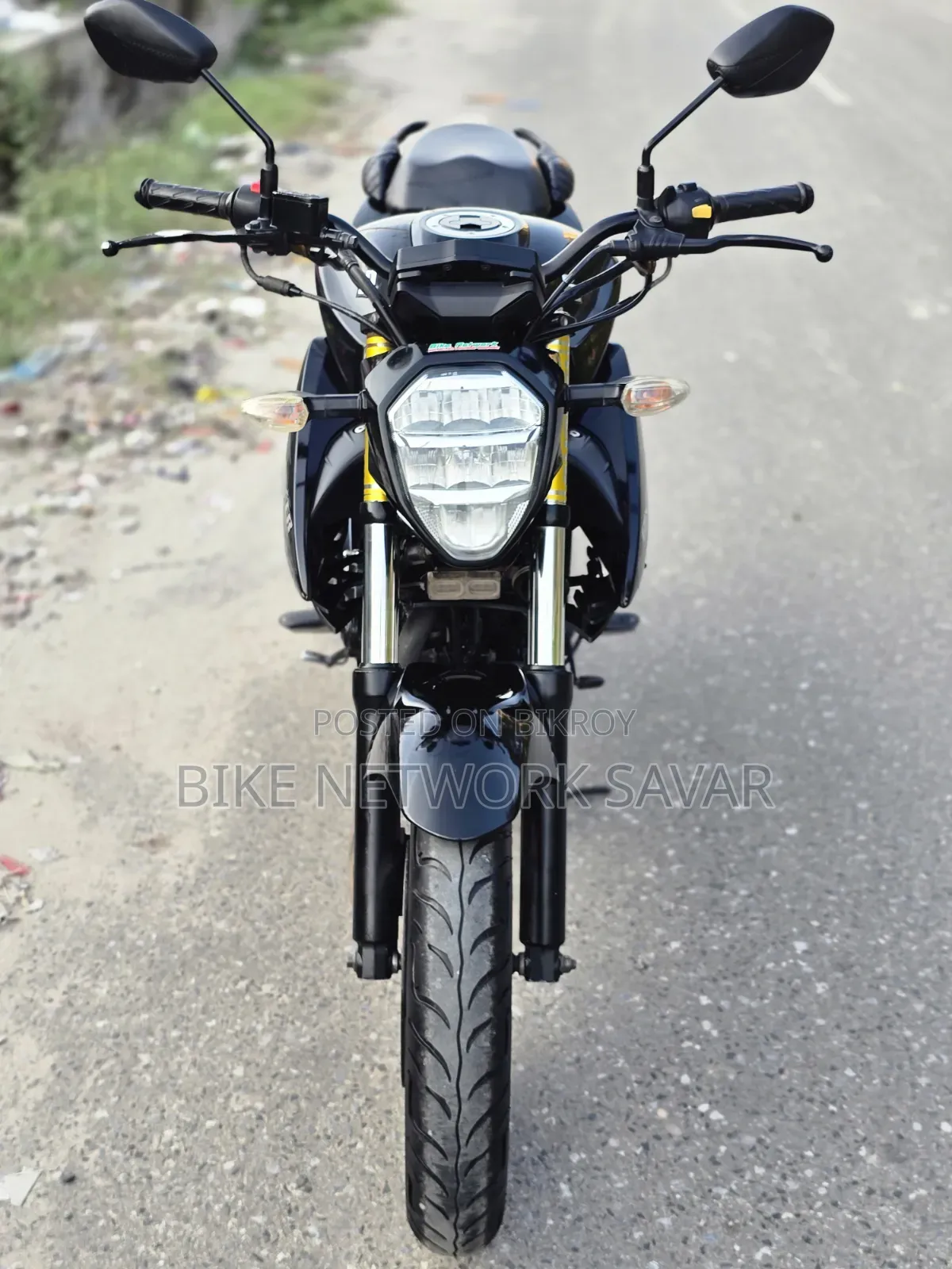 সুজুকি জিক্সার ২০২১ কালো