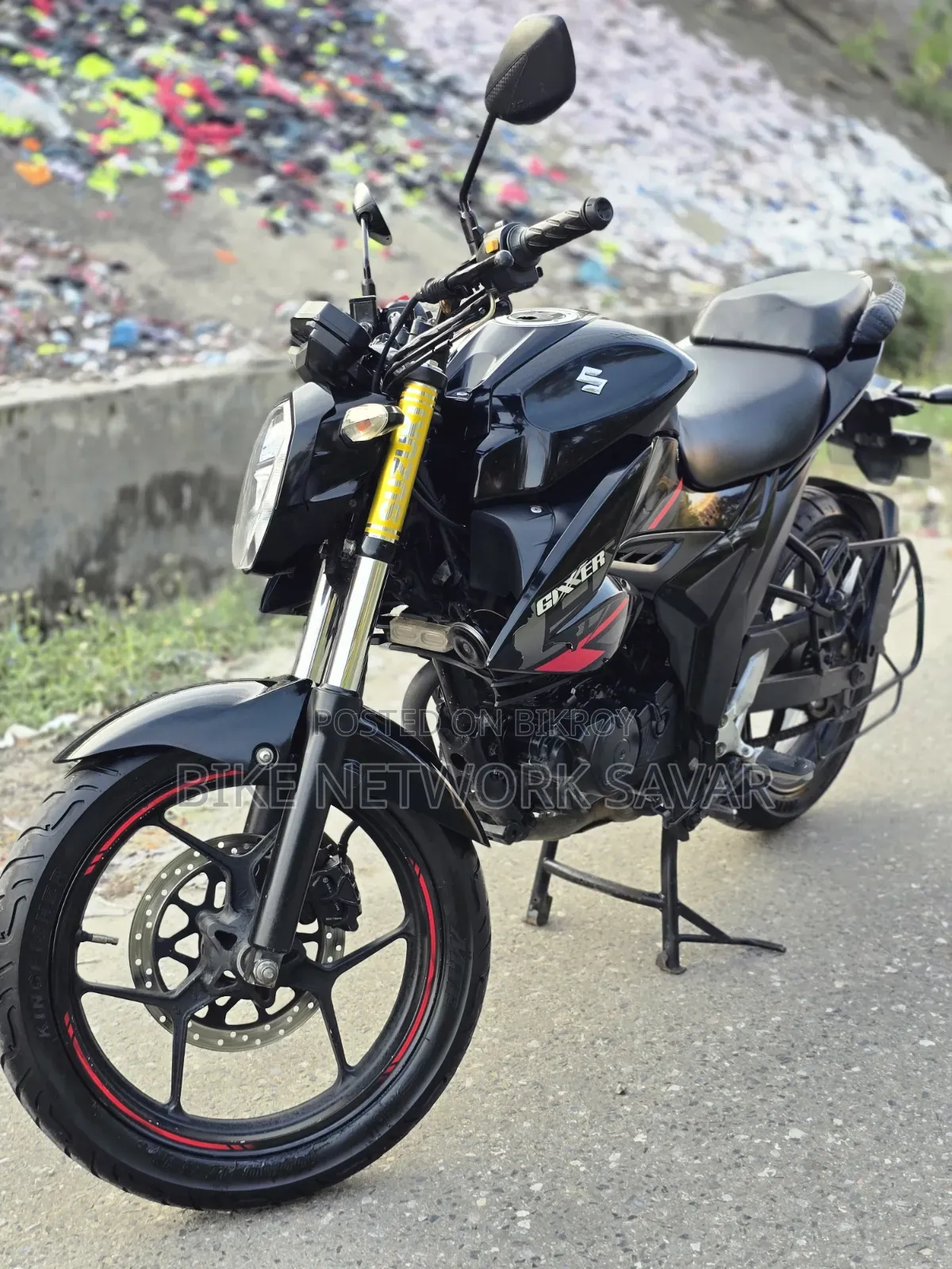 সুজুকি জিক্সার ২০২১ কালো