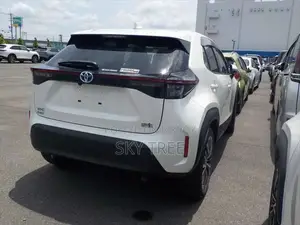 Toyota Yaris Cross 2021 Pearl