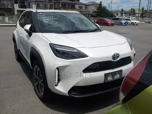 Toyota Yaris Cross 2021 Pearl