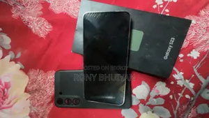 নতুন স্যামসাং গ্যালাক্সি এস২৩ ১২৮ জিবি গ্রিন