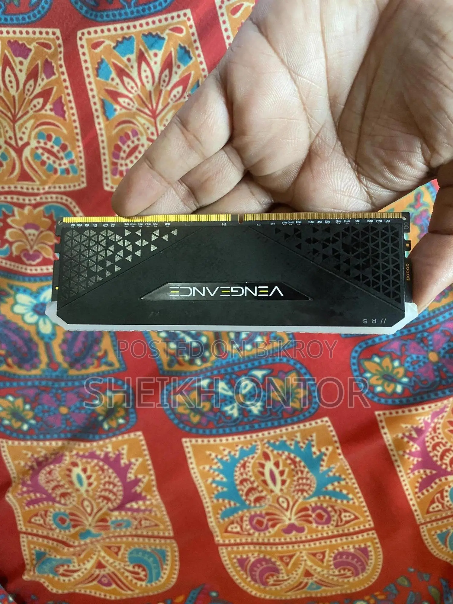 Corsair Vengeance RGB Rs 8gb Ddr4-3200 MHZ