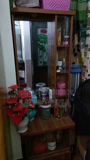 ড্রেসিং টেবিল