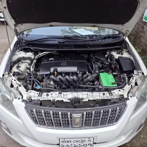 টয়োটা প্রমিও ২০১২ পার্ল
