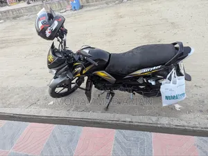 TVS Stryker 125 2020 Yellow