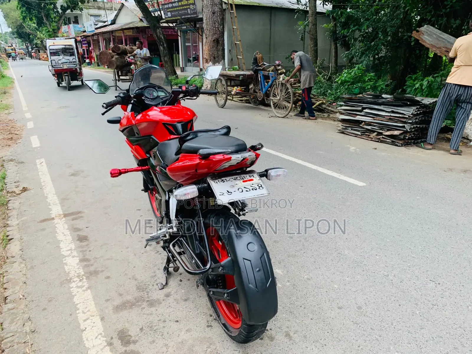 বাজাজ পালসার ১৫০ ২০১৭ রেড