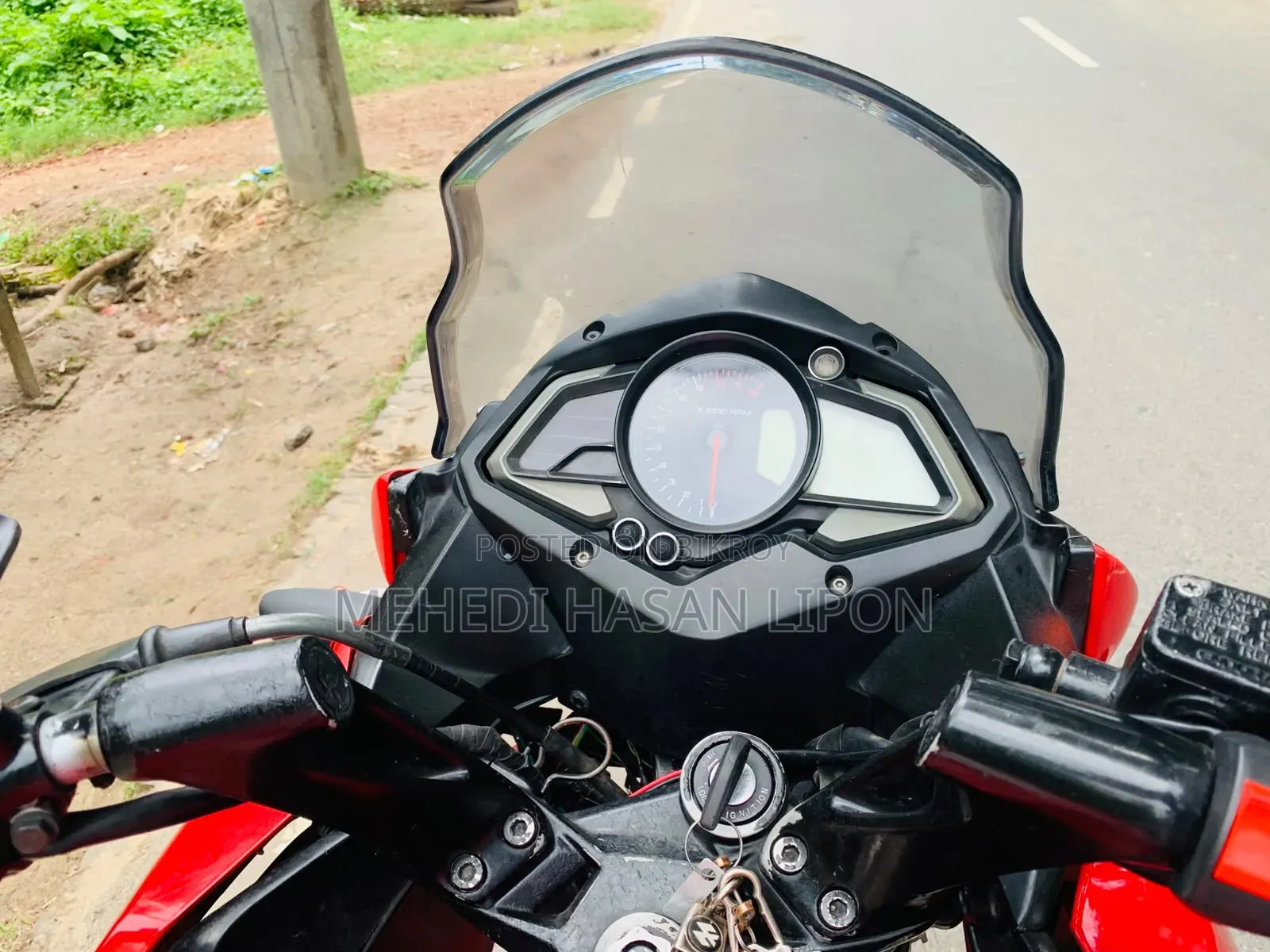 বাজাজ পালসার ১৫০ ২০১৭ রেড