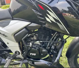 TVS Apache 160 4V 2022 Black
