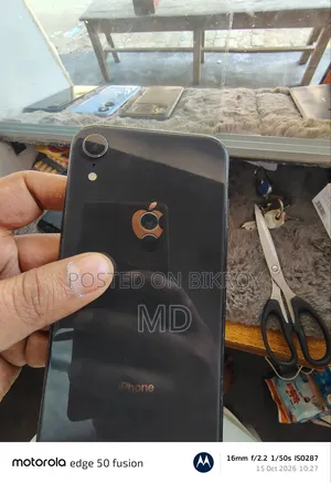 অ্যাপল আইফোন এক্সআর ৬৪ জিবি ব্ল্যাক