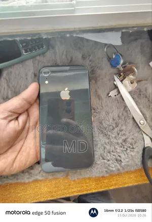 অ্যাপল আইফোন এক্সআর ৬৪ জিবি ব্ল্যাক
