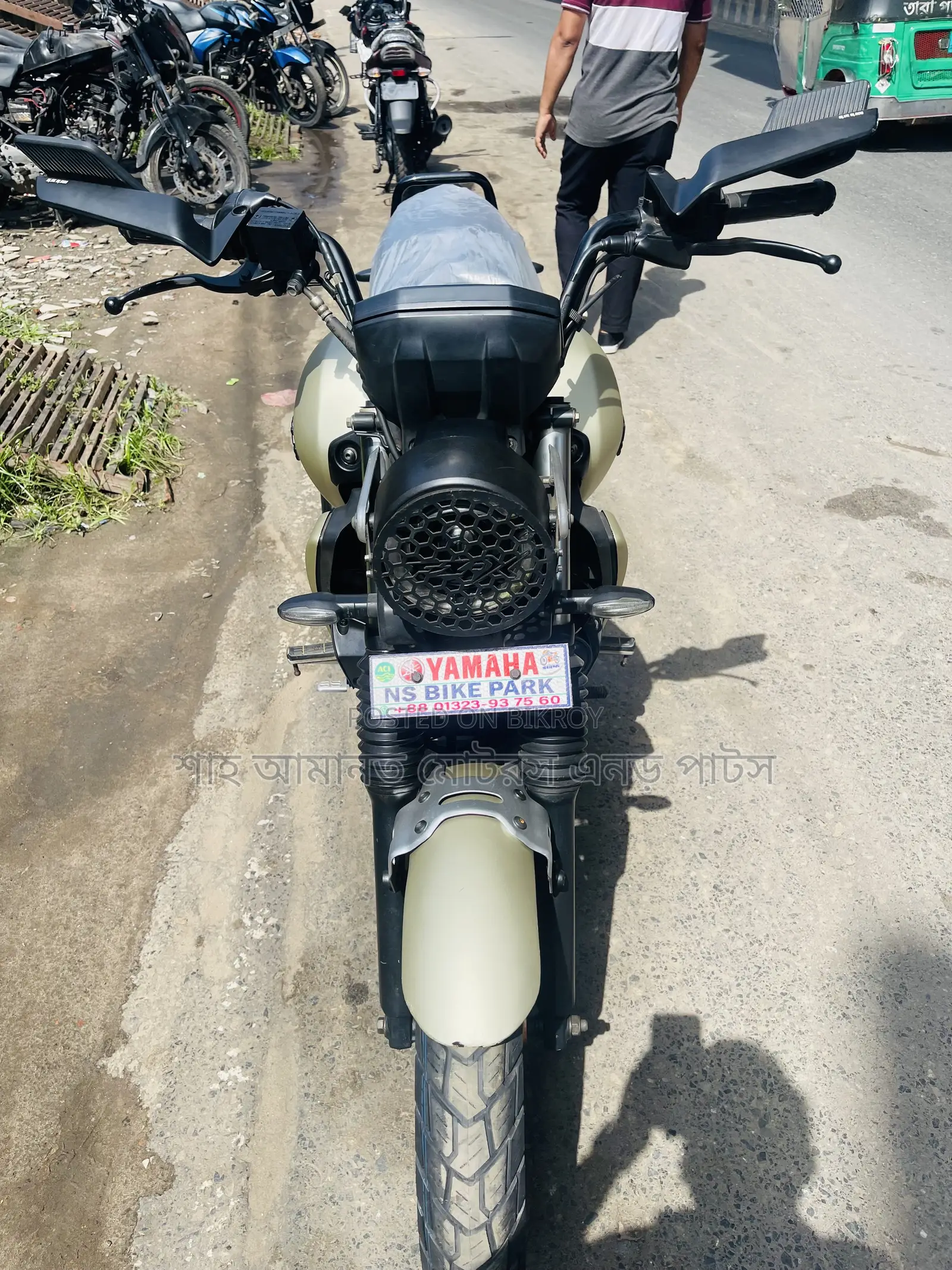 ইয়ামাহা এফজেড-এক্স ২০২৫ বেইজ