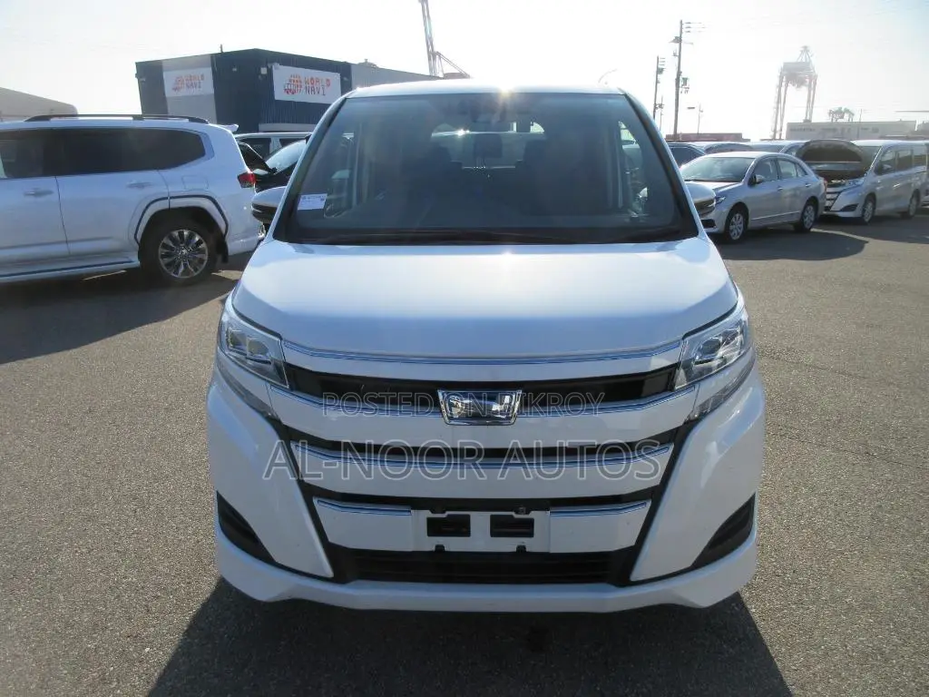 Toyota Noah 1.8 FWD Hybrid (7 seater) 2021 Pearl