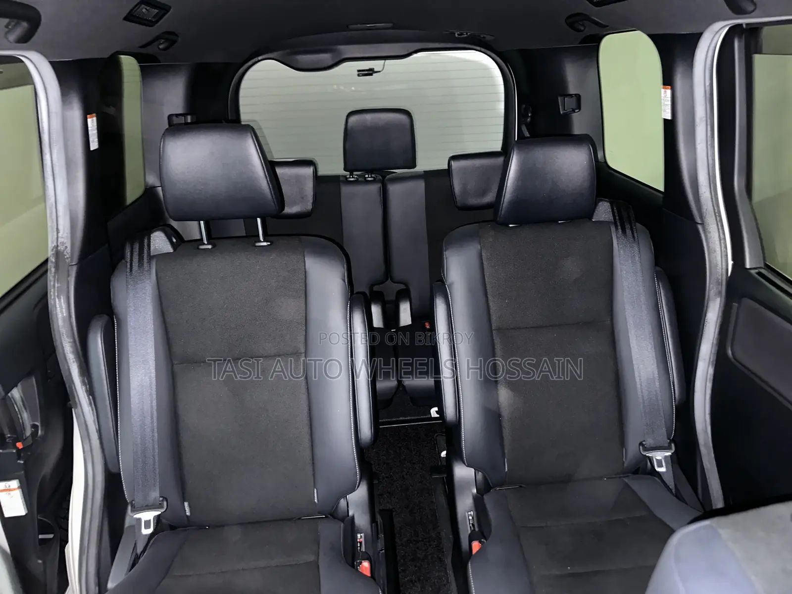 Toyota Noah 1.8 Front-Wheel Drive Hybrid (7 Seater) 2021 Pearl