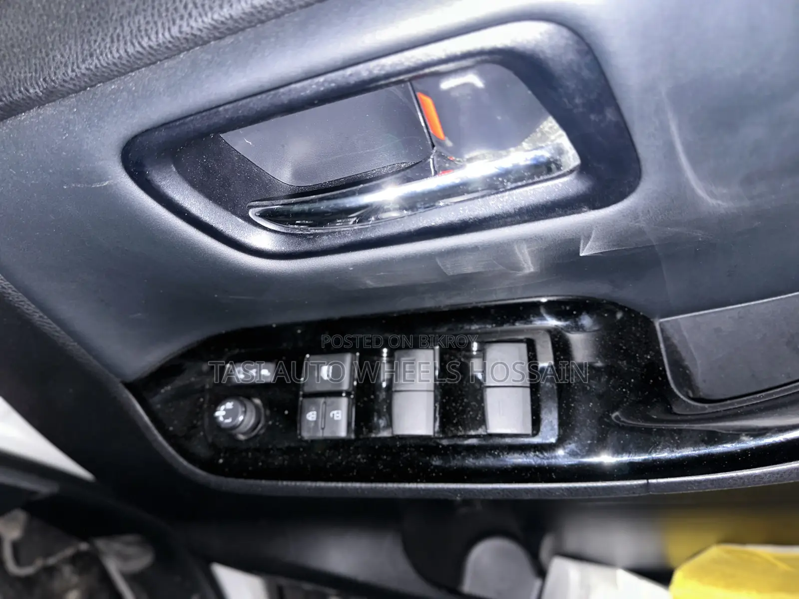 Toyota Noah 1.8 Front-Wheel Drive Hybrid (7 Seater) 2021 Pearl