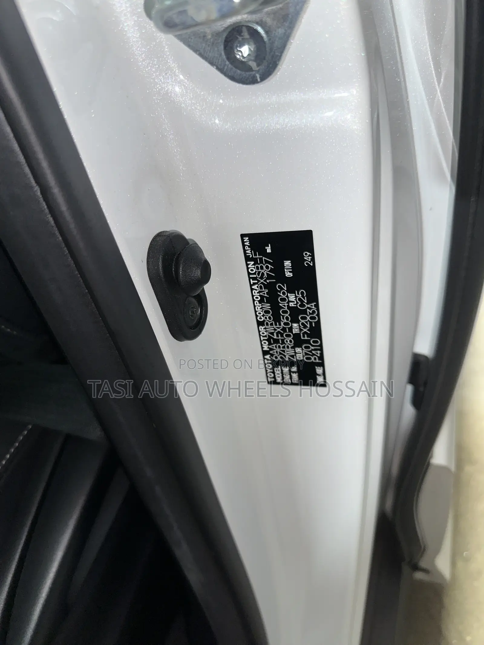 Toyota Noah 1.8 Front-Wheel Drive Hybrid (7 Seater) 2021 Pearl