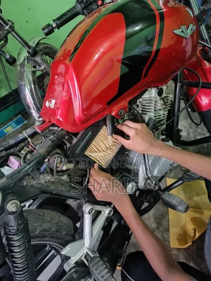 Bajaj V15 2022 Red