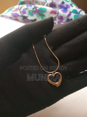 প্রিমিয়াম কোয়ালিটি জুয়েলারি কালার গ্যারান্টিড স্টেইনলেস স্টিল