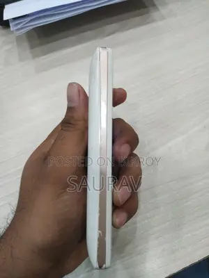 সিমফনি এল ৩০০ সাদা