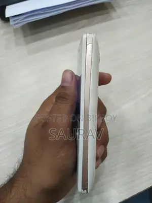 সিমফনি এল ৩০০ সাদা
