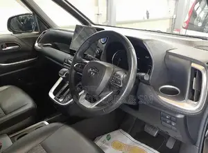 Toyota Noah 2022 Black