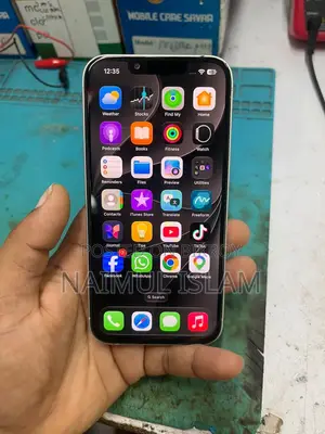 অ্যাপল আইফোন ১৩ ১২৮ জিবি হোয়াইট
