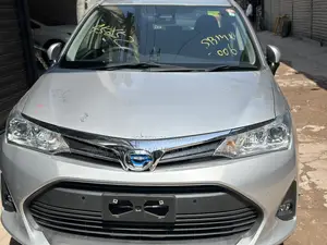 Toyota Axio 2021 Silver