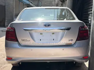 Toyota Axio 2021 Silver