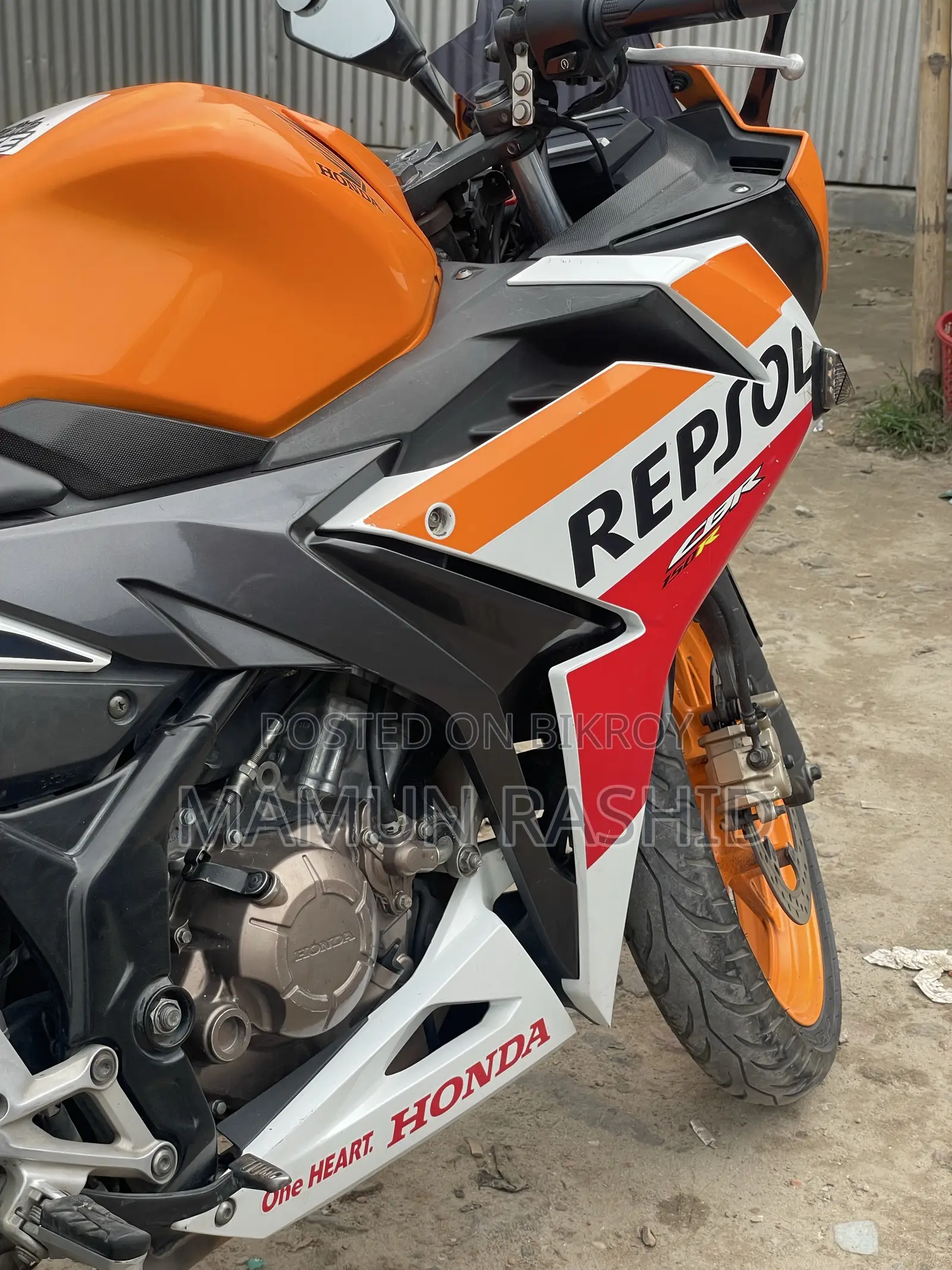 Honda CBR 2018 Orange