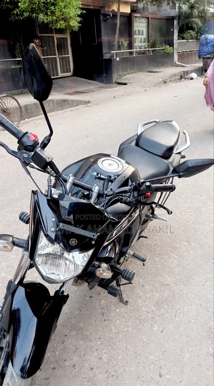 যামাহা এফজেড ২০২৩ কালো
