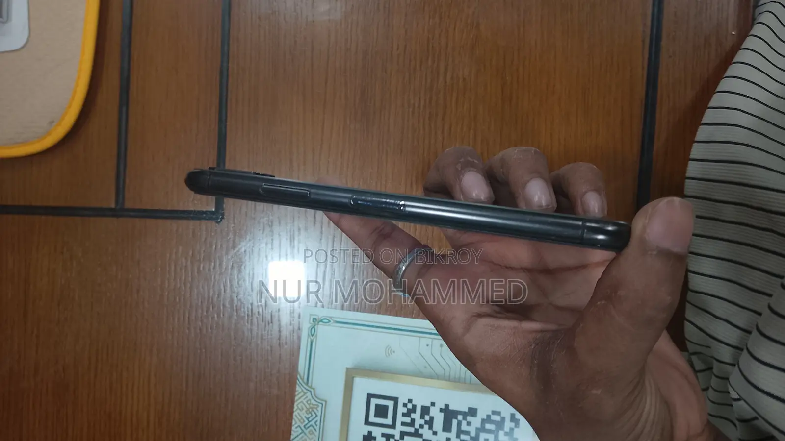 অ্যাপল আইফোন এক্স ২৫৬ জিবি ব্ল্যাক